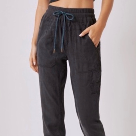 Anthropologie Pants - Anthropologie Ladies Nomad Joggers!